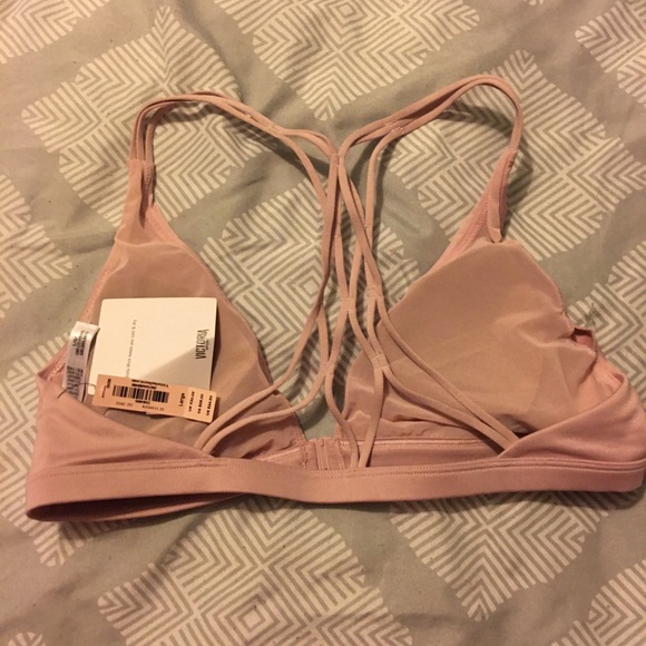 Victoria’s Secret sports bra - Picture 2 of 3